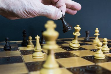 Satranç satranç tahtasında fotoğrafı