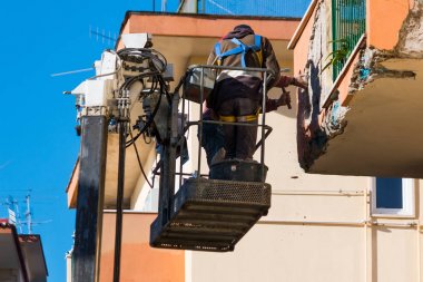 inşaat işçileri iş başında