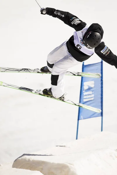 SIERRA NEVADA, SPAIN - MARCH 9 , 2017: FIS Freestyle World Cup M — Stock Photo, Image