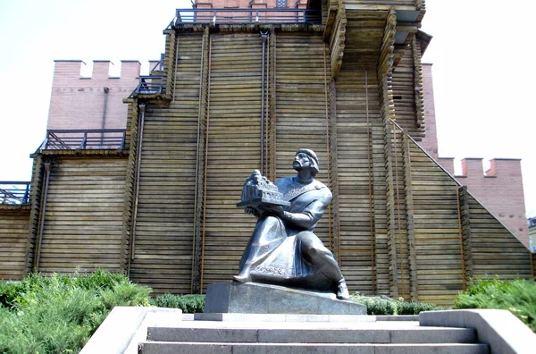 Золотые ворота Киев, Украина. Средневековые ворота  . — стоковое фото