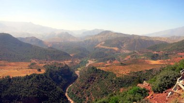 Fas tepeleri ve Atlas Dağları manzarası