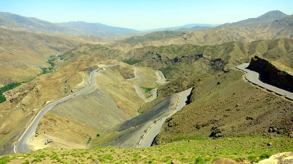 Marocco road hills and Atlas mountains landscape — Stock Photo, Image