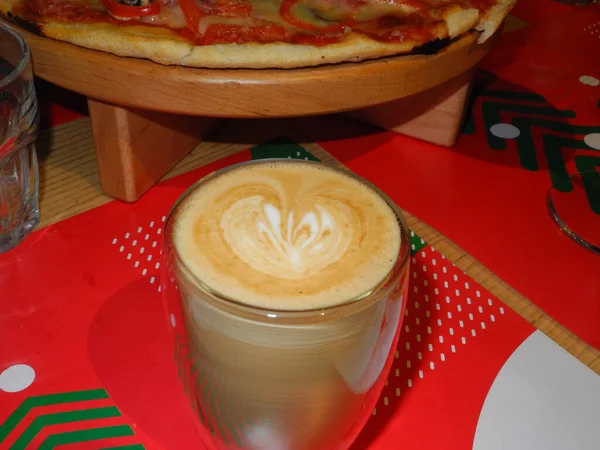 Cappuccino Com Espuma Coração Espuma — Fotografia de Stock