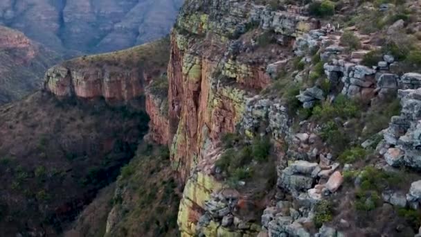 Belo Drone Aéreo Vasto Vale Montanhoso Drakensberg África Sul — Vídeo de Stock