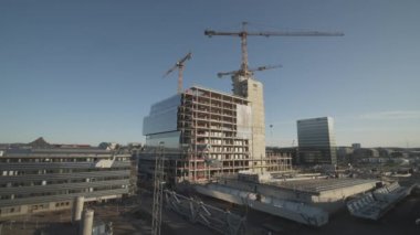 Göteborg, İsveç - Kasım 2019 - Centralstationen 'de Vstlnken ve Centralomrdet' i inşa eden bir inşaat alanı.