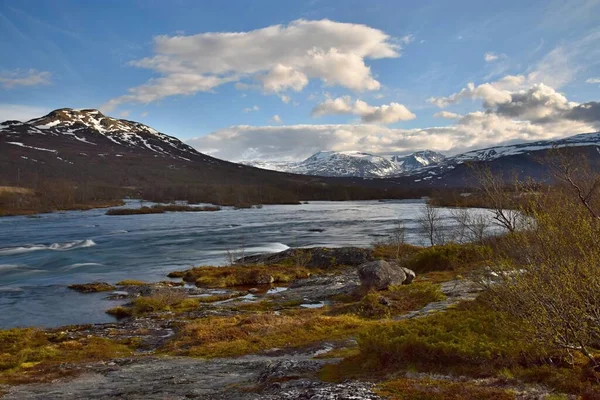 Nehir Jotunheimen Ulusal Parkı Norveç — Stok fotoğraf
