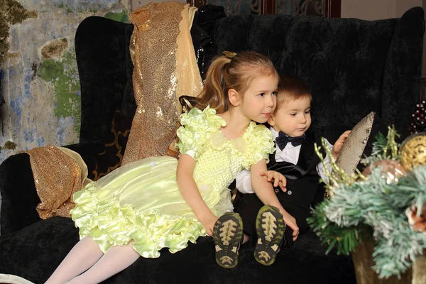 Young Children Brother Sister Festive Outfits Celebrate New Year Consider — Stock Photo, Image