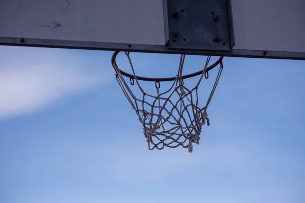 Baloncesto tiro aro por detrás del tablero —  Fotos de Stock