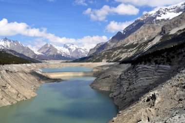 Stelvio Ulusal Parkı 'nda yüksek göller