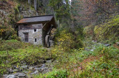 Strajacher Muhle İlkbaharda Lesachtal 'da