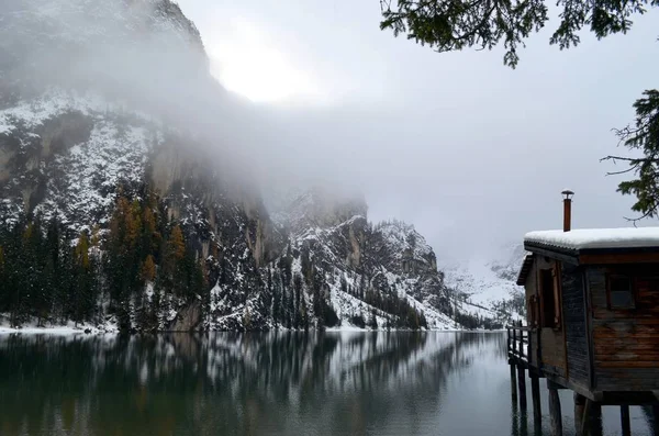 Озеро холодних вод — стокове фото