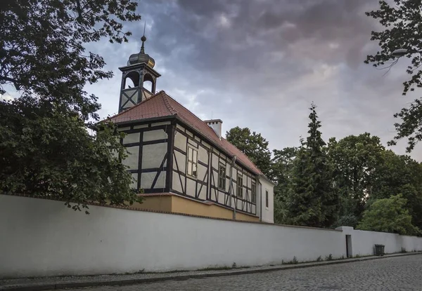 Vecchio edificio intorno alla chiesa della pace, Swidnica, Polonia — Foto Stock