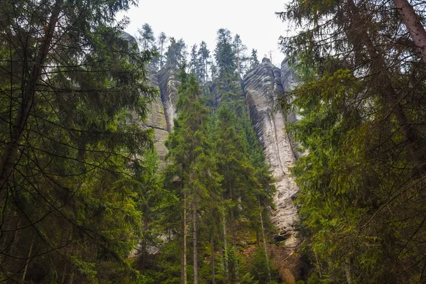 Parque Nacional de la República Checa Teplice rocas. Rock Town . —  Fotos de Stock