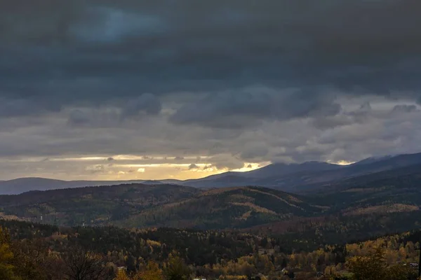 Jesień las scenic piękny — Zdjęcie stockowe