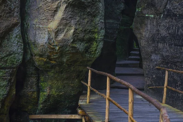 Nationalpark av Tjeckien Teplice stenar. Rock Town. — Stockfoto