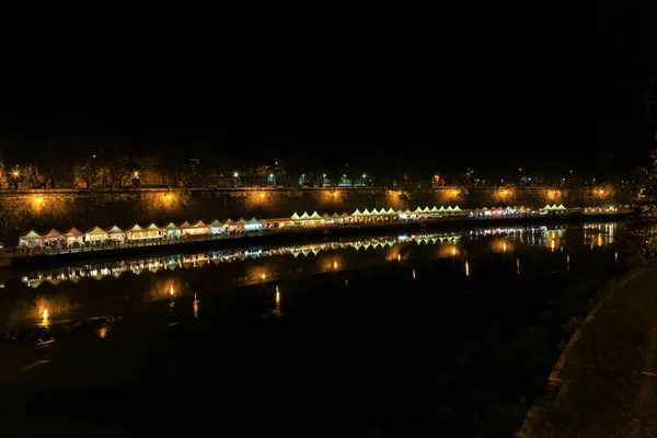 Rzym Nocą Kopule Piotra Tybru Ponte Sant Angelo — Zdjęcie stockowe