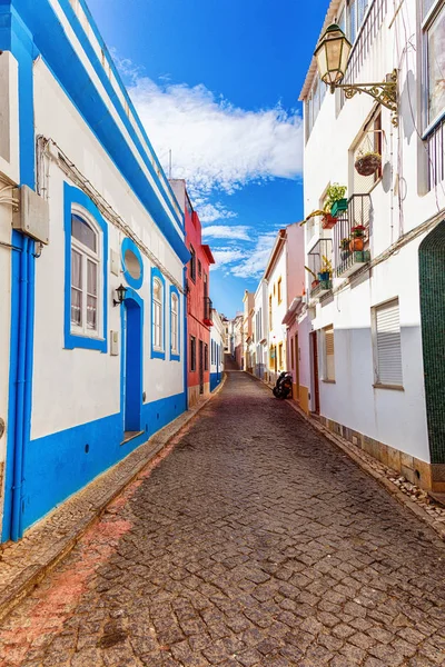 Pohled Dlážděnou Ulici Město Burgau Region Algarve Portugalsko — Stock fotografie