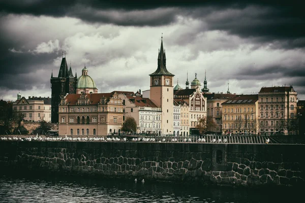 Utsikt Över Katedralen Och Den Historiska Stadskärnan Prag — Stockfoto