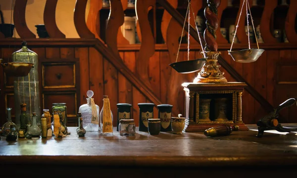 Blick Auf Alten Alchemisten Tisch — Stockfoto
