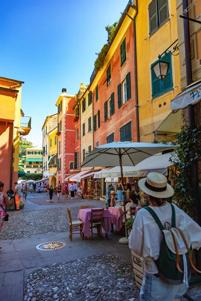 Portofino Λιγουρία Ιταλία Αυγούστου 2018 Θέα Βεράντα Εστιατορίου Και Σοκάκι — Φωτογραφία Αρχείου