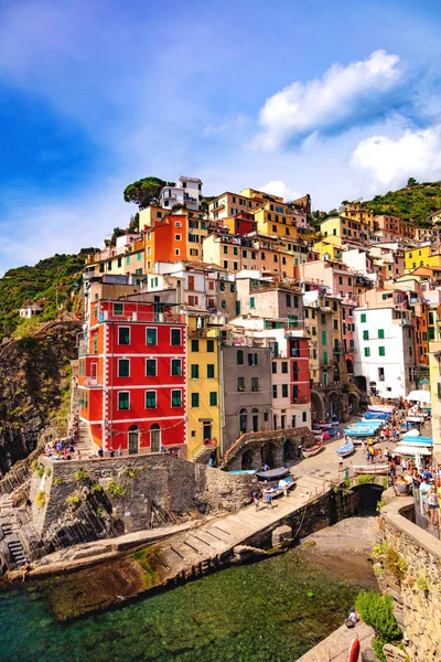 Riomaggiore Cinque Terre Λιγουρία Ιταλία Αυγούστου 2018 Θέα Των Πολύχρωμων — Φωτογραφία Αρχείου