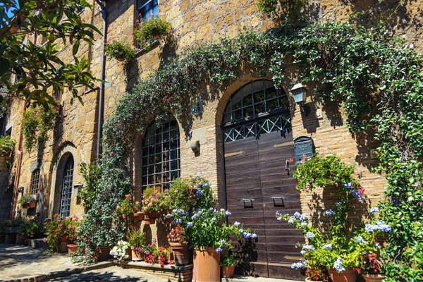 Utsikt Över Fasad Ett Stenhus Byn Civita Bagnoregio Viterbo Lazio — Stockfoto