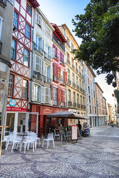 Bayonne França Setembro 2019 Vista Restaurantes Uma Rua Comercial Cidade — Fotografia de Stock