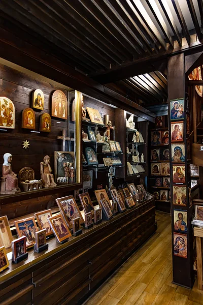 Lourdes Junho 2019 Ícones Religiosos Uma Loja Cidade Lourdes França — Fotografia de Stock