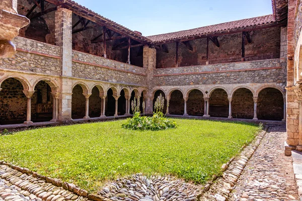 2017 Cloister Saint Lizier Cathedral Arige Department Pyrenees Occitanie France — 스톡 사진