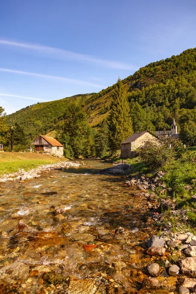 Vista Aldeia Ustou Verão Couserans Pyrenees Ustou Valley Arige Occitanie — Fotografia de Stock