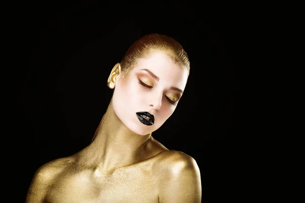 Retrato Uma Jovem Mulher Pintada Corpo Ouro — Fotografia de Stock