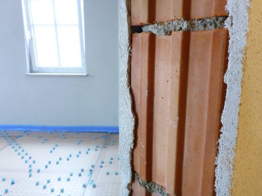 Yeni bir evde inşaat alanı