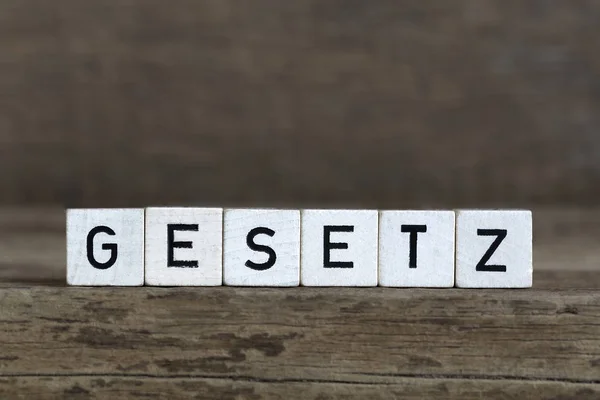 Legge di parola tedesca, scritta a cubi — Foto Stock