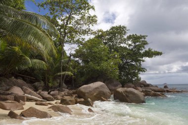 Anse Lazio, Seyşel Adaları, tropik plaj manzarası