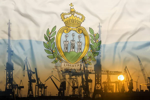 Industriële concept met San Marino vlag bij zonsondergang — Stockfoto