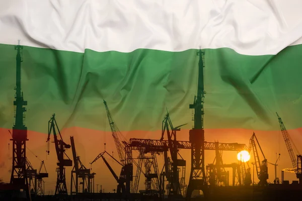Ipari Fogalom Bolgár Zászló Naplemente Silhouette Konténer Kikötő — Stock Fotó