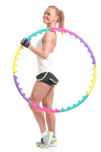 Hula hoop tutan kadın — Stok fotoğraf