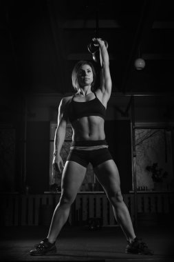  spor salonunda egzersiz kadın egzersiz