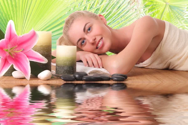 Woman in spa salon — Stock Photo, Image