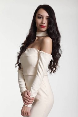 güzel bir kadın seksi elbise