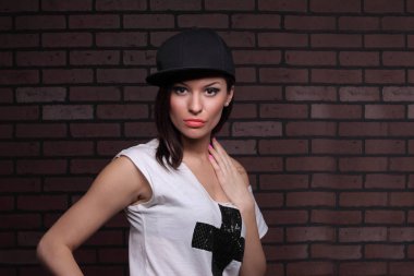 Güzel bir kızın portresi.