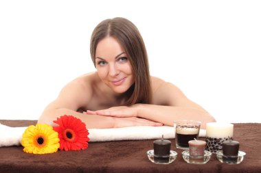 Genç ve güzel bir kızın portresi