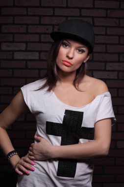 Güzel bir kızın portresi.