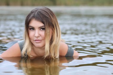 Genç bir kızın portresi