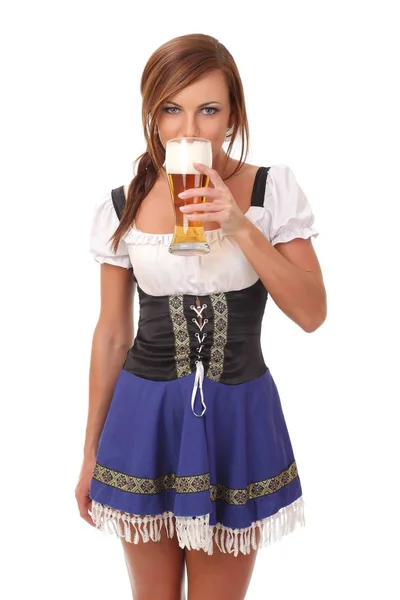 Beautiful young smiling woman giving beer — Stock Photo, Image