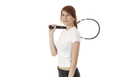 beyaz zemin üzerinde bir tenis raketi ile genç kız