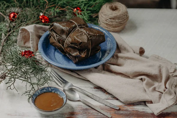 Tamales Latin Amerika 'dan geleneksel bir yemek, Latin Amerika' da Noel için geleneksel yemek..