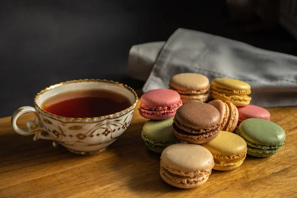 renkli macarons