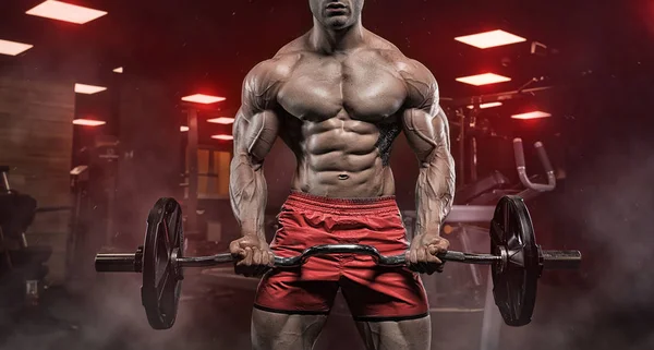 Brutal hübsch kaukasisch bodybuilder workout training im th — Stockfoto