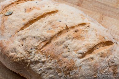 Tohumları ile ev yapımı ekmek 